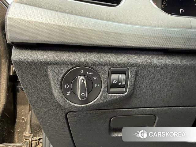 Volkswagen Bora id 4263072 из Китая 12