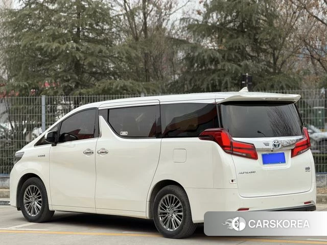 Toyota Elfa 2021 Белый из Китая, фото 2