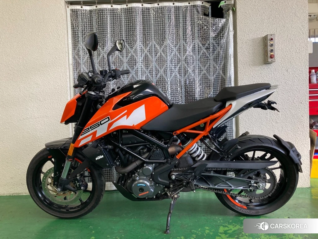Проданный KTM 250 DUKE 2019 из Японии, фото 2