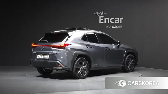 Lexus UX250h id 3593137 из Кореи 12