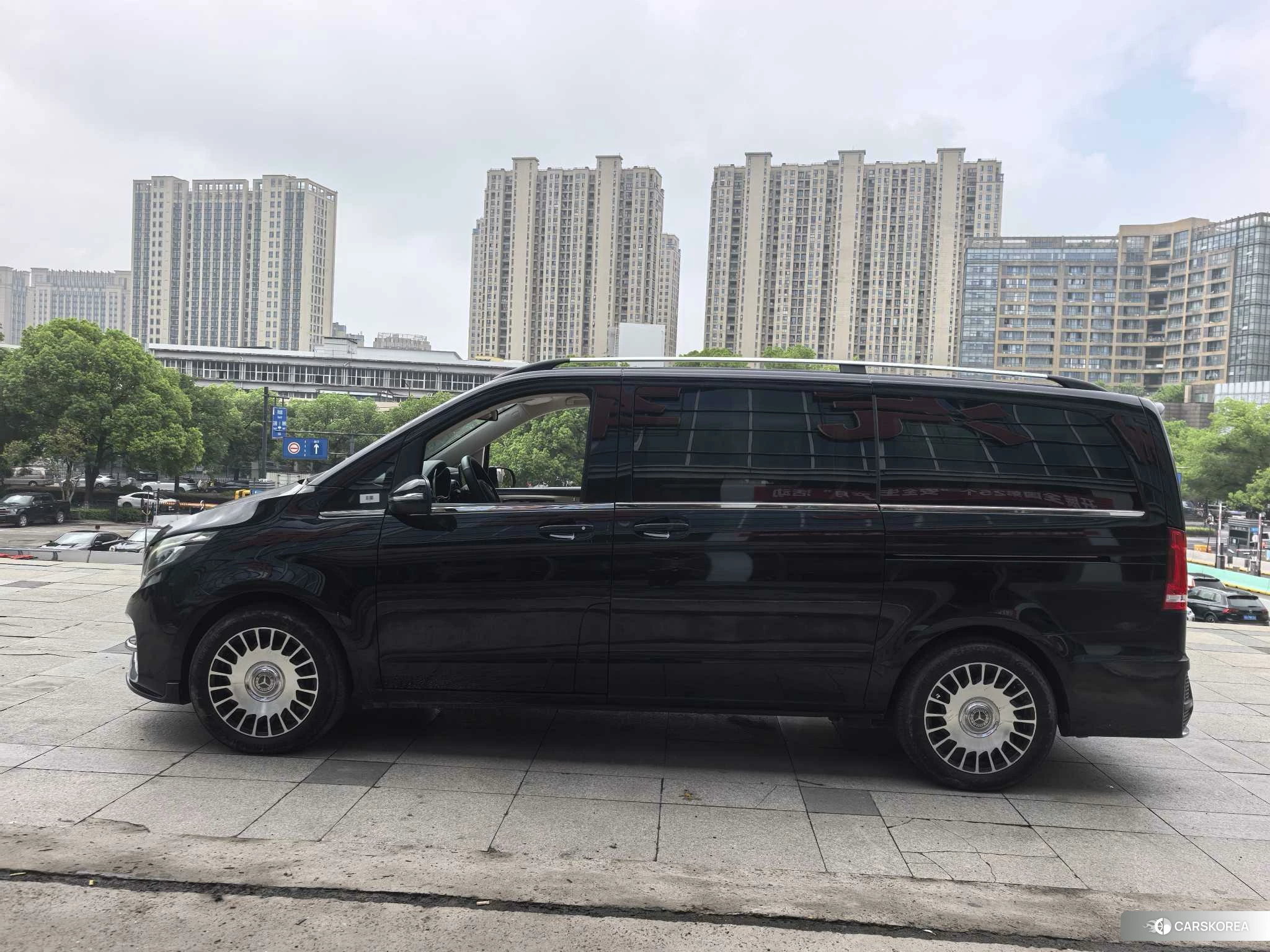 Mercedes-Benz V-class 2022 Черный из Китая, фото 5