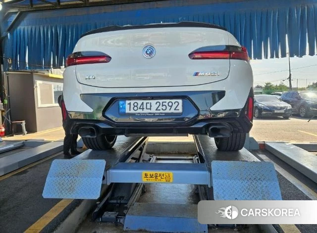BMW X4 (G02) 2023 Белый из Кореи, фото 2