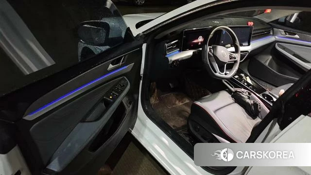 Volkswagen Lingdu 2024 Белый из Китая, фото 3