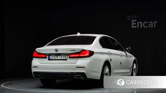 BMW 5 Series (G30) id 3028193 из Кореи 12