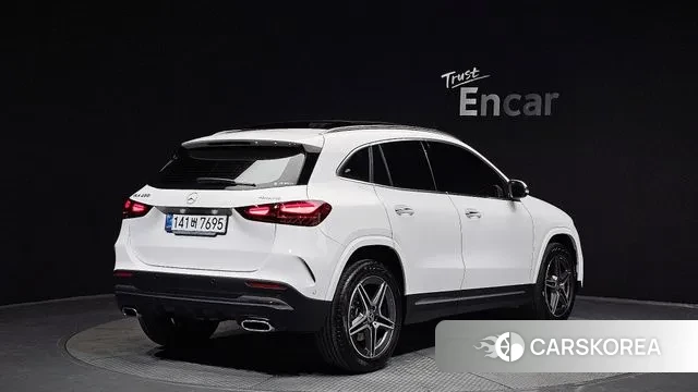 Mercedes-Benz GLA - Class H247 id 3757722 из Кореи 12