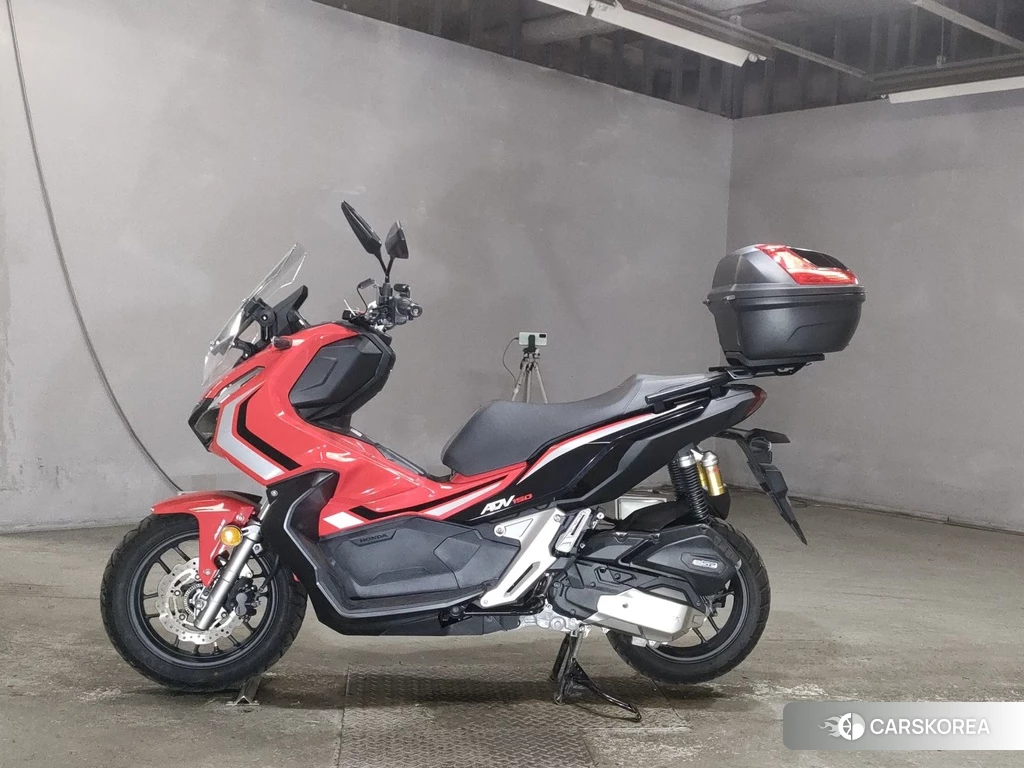 Проданный Honda ADV150 2019 из Японии, фото 2