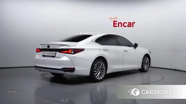 Lexus ES300h 7th generation id 3082530 из Кореи 12