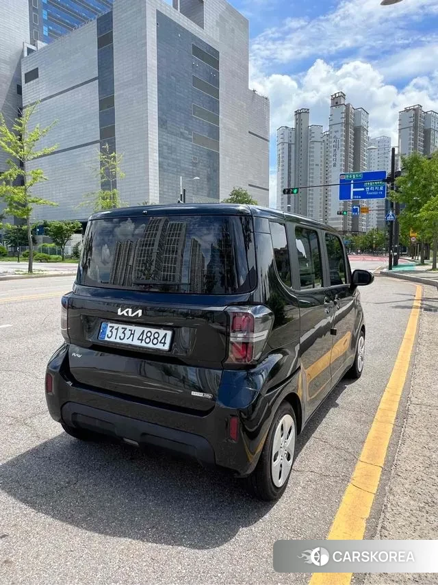 Kia The New Kia Ray 2023 Черный из Кореи, фото 2