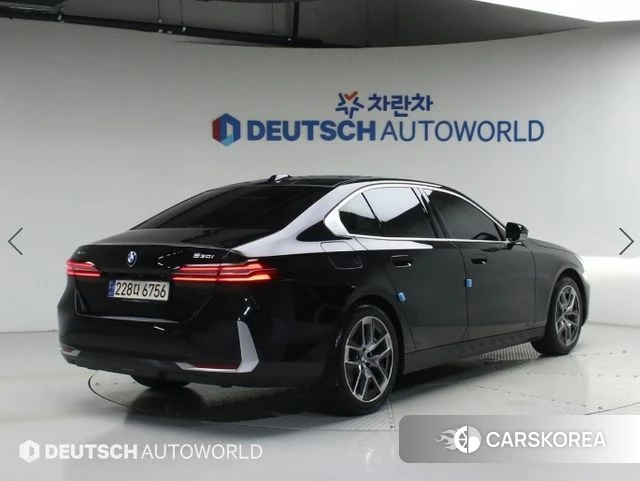 BMW 5 Series (G60) id 4442771 из Кореи 12