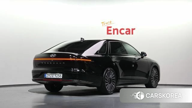 Hyundai Grandeur (GN7) id 4847977 из Кореи 12