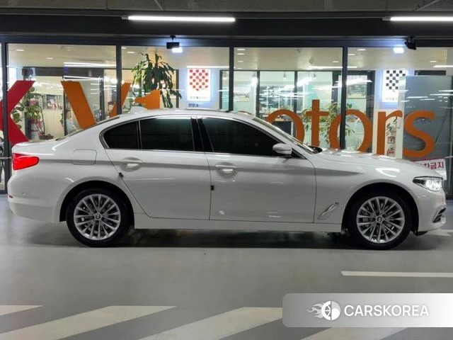 BMW 5 Series (G30) id 4594969 из Кореи 12