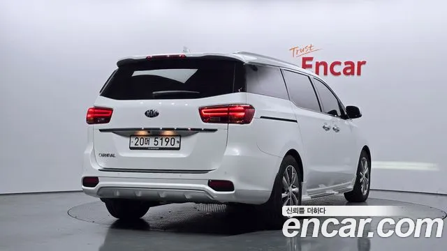 Kia The New Carnival id 2702830 из Кореи 12