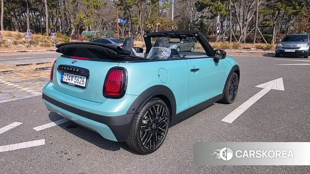 Mini Cooper S Convertible 4th Generation 2025 Небесно-голубой из Кореи, фото 6