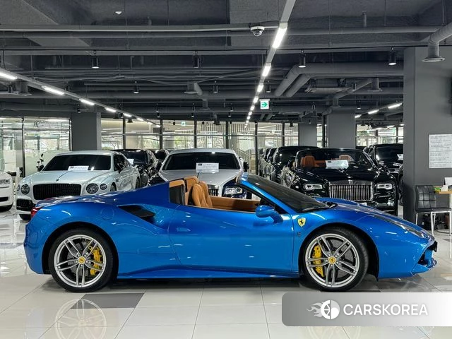 Ferrari 488 Spider id 4410884 из Кореи 10