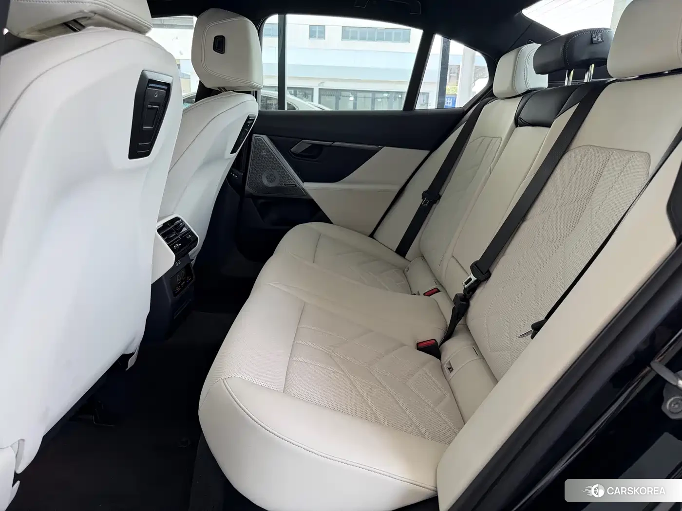 BMW i5 M60 2026 Черный из Китая, фото 2