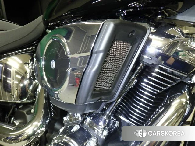 Engine photo