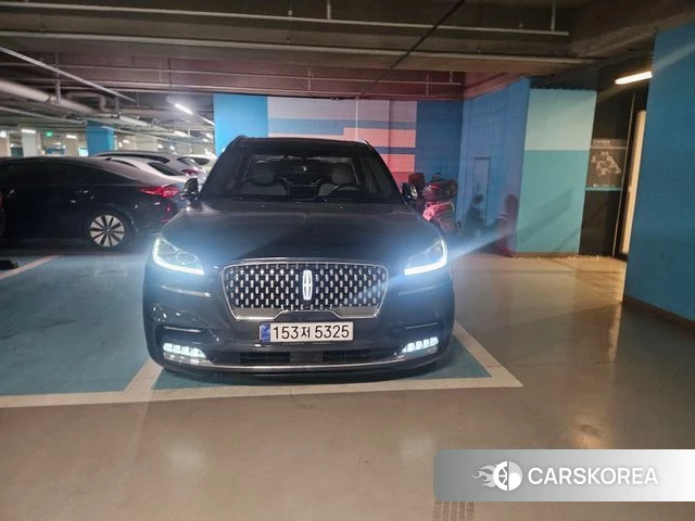 Lincoln Aviator 2nd generation 2020 Темно-зеленый из Кореи, фото 2