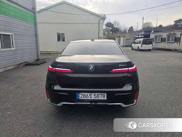 BMW 7 Series (G70) id 3763177 из Кореи 8