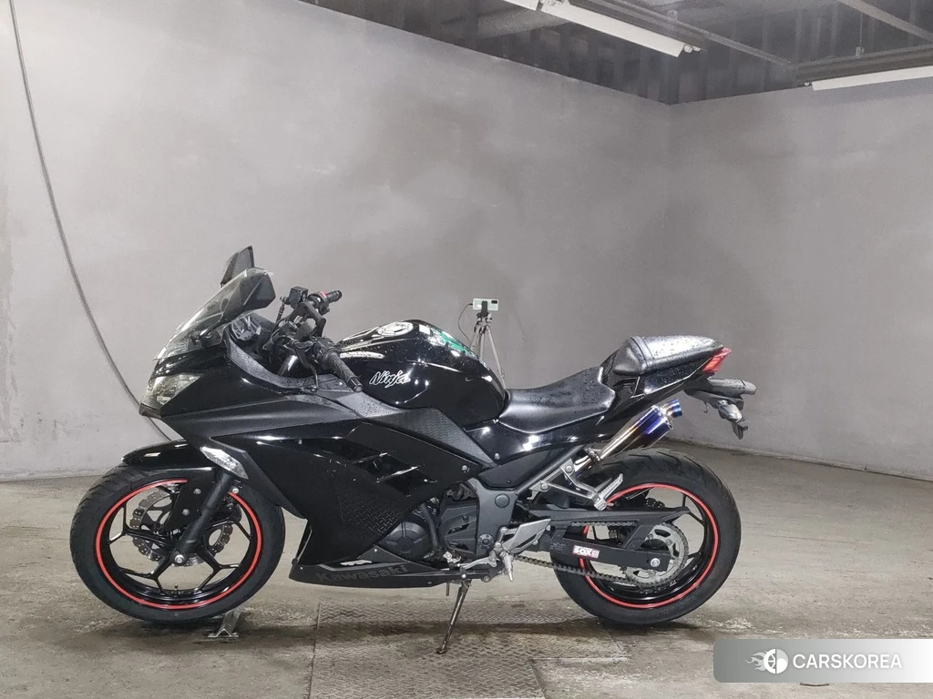 Проданный Kawasaki NINJA 250 2014 из Японии, фото 2