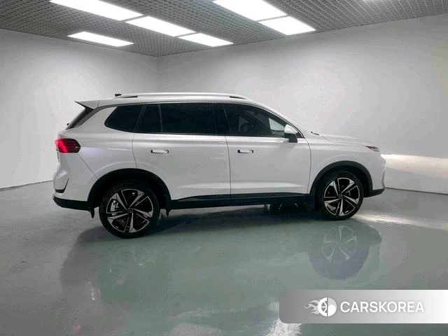 Roewe RX5 MAX id 4213887 из Китая 12