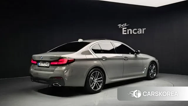 BMW 5 Series (G30) id 3058590 из Кореи 12