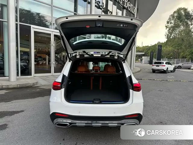 Mercedes-Benz GLC 2025 Белый из Китая, фото 4