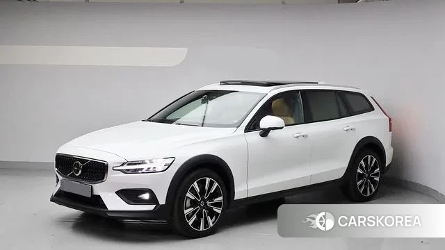 Volvo V60 Cross-Country 2nd Generation id 3251963 из Кореи 12