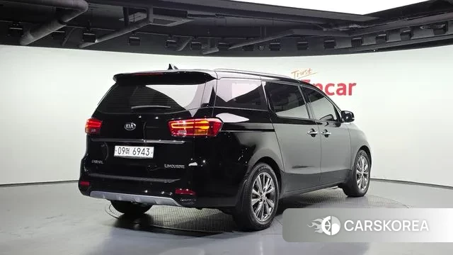 Kia The New Carnival id 3460151 из Кореи 12