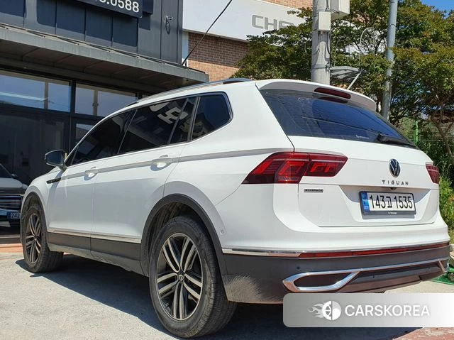 Volkswagen Tiguan Allspace 2022 Белый из Кореи, фото 4