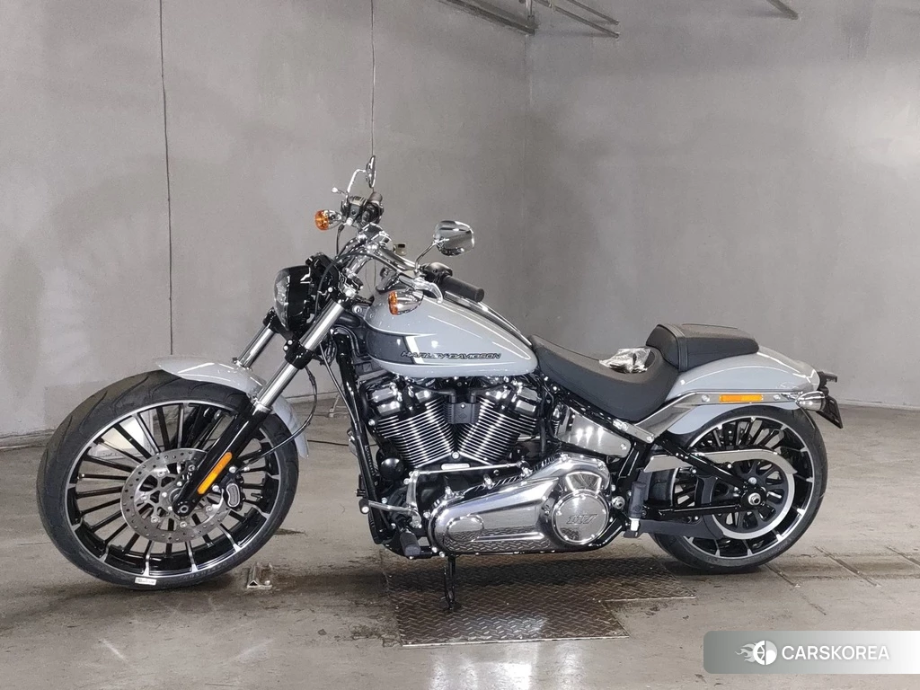 Проданный Harley-Davidson Softail Breakout FXBR 1920 2024 из Японии