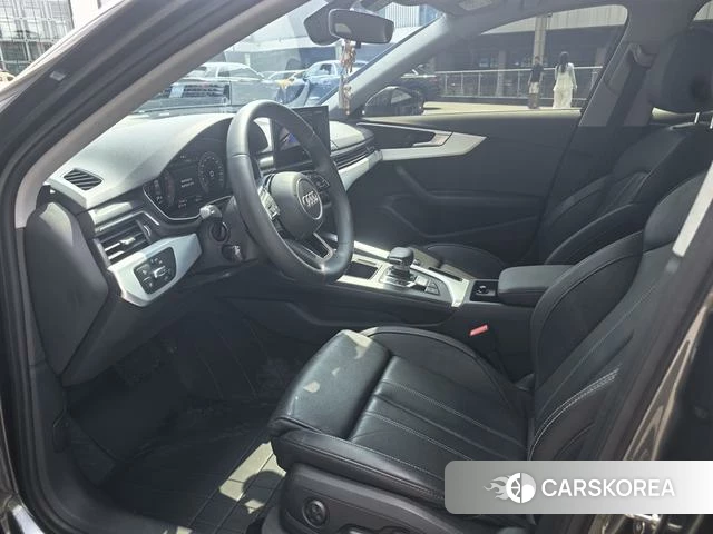 Audi A4L 2022 Темно-серый из Китая, фото 2