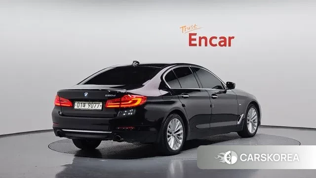 BMW 5 Series (G30) id 3363291 из Кореи 12