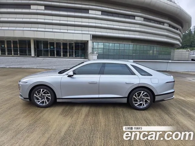 Hyundai Grandeur (GN7) id 2943580 из Кореи 9