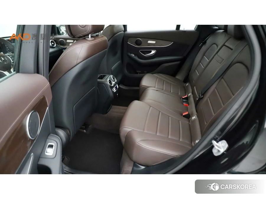 Mercedes-Benz GLC 2021 Черный из Китая, фото 2