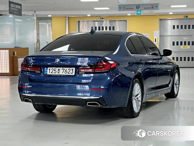 BMW 5 Series (G30) id 4355986 из Кореи 12