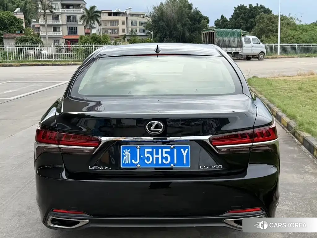 Lexus LS 2018 Черный из Китая, фото 2