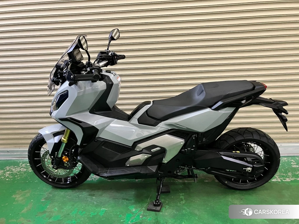 Проданный Honda X-ADV 750 id 4066807 из Японии, фото 2
