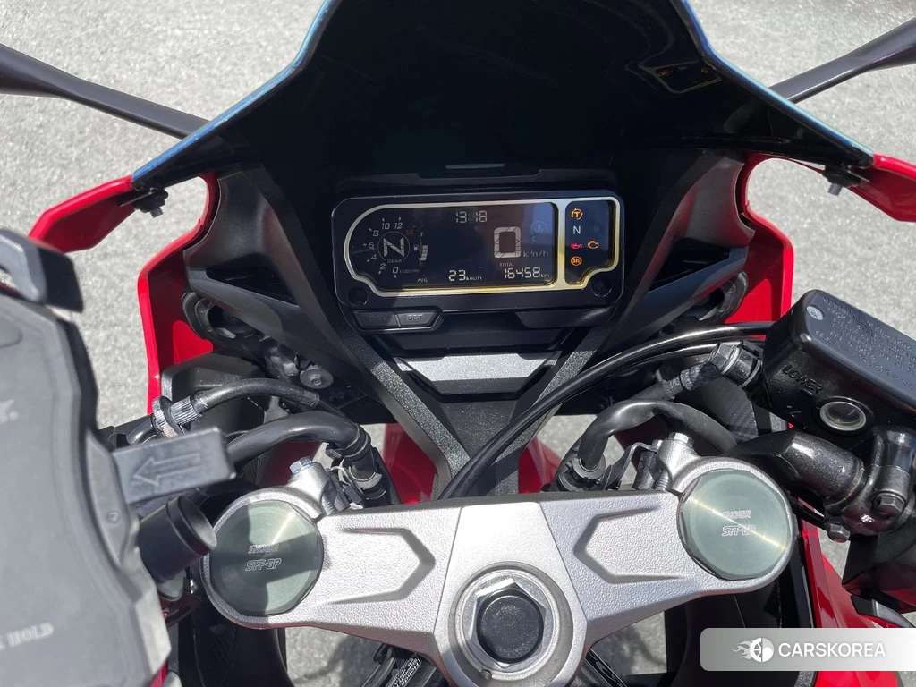 Проданный Honda CBR650R 2021 из Японии, фото 2