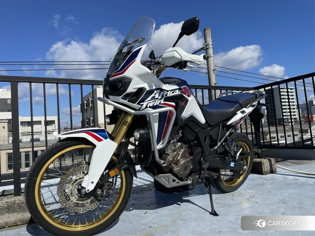Проданный Honda CRF1000L AFRICA TWIN 2017 из Японии