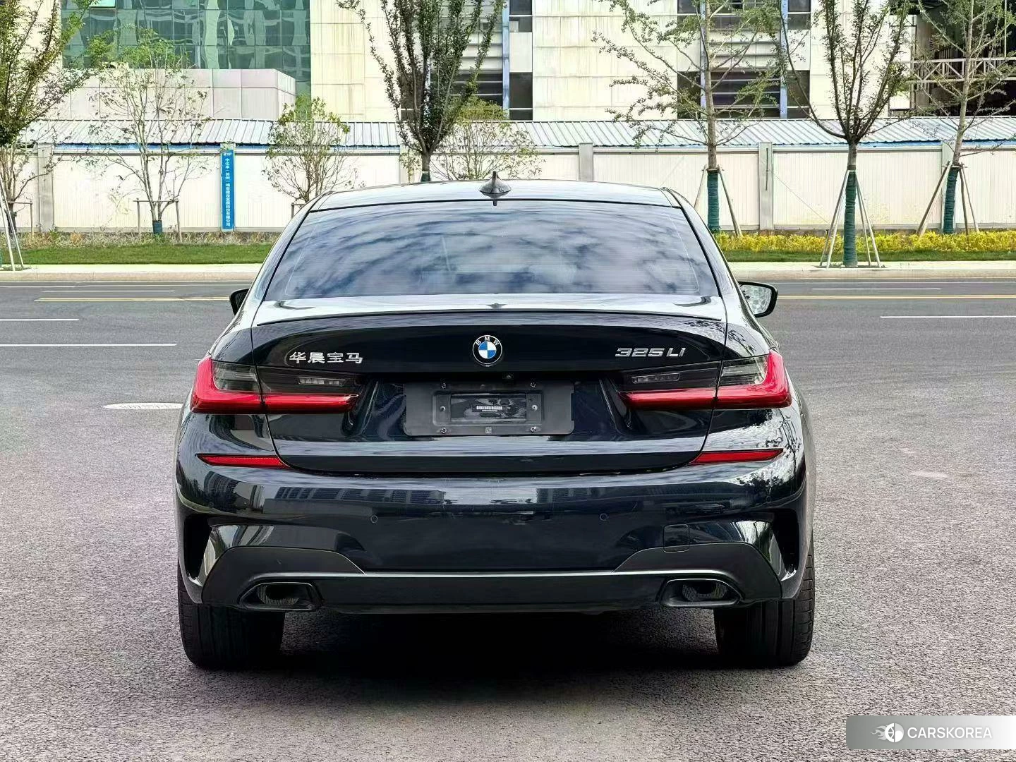BMW 3 series 2021 Черный из Китая, фото 2