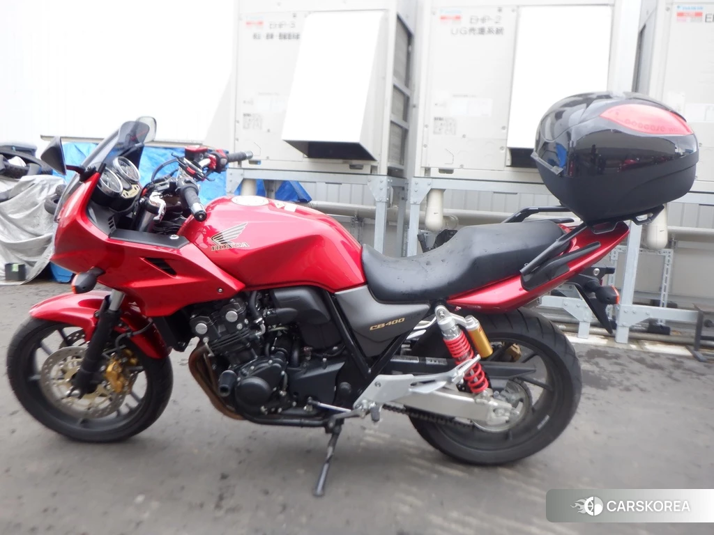 Проданный Honda CB400SF BOLDOR 2017 из Японии, фото 2