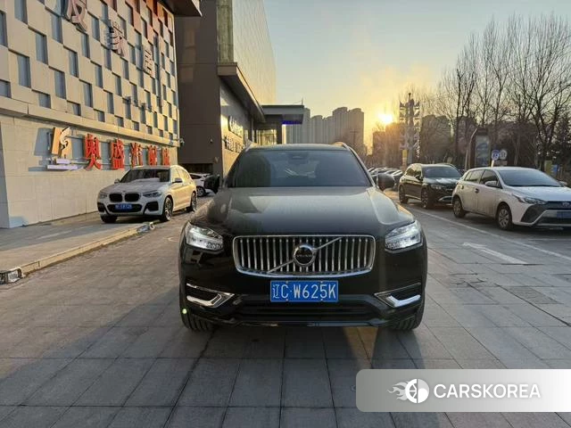 Volvo XC90 2023 Черный из Китая, фото 2