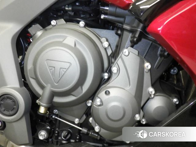 Engine photo
