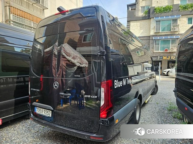 Mercedes-Benz Sprinter 2023 Черный из Кореи, фото 2