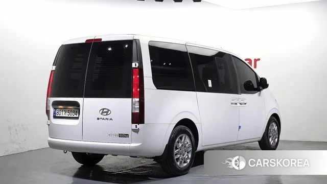 Hyundai Staria id 4177934 из Кореи 12