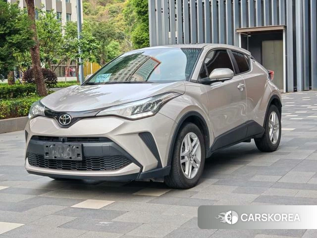 Toyota C-HR 2023 Шампань из Китая, фото 2