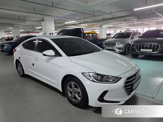 Hyundai Avante AD id 3489943 из Кореи 9