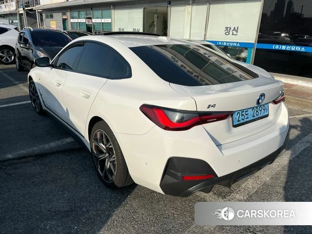 BMW i4 2022 Белый из Кореи, фото 2