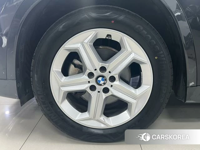BMW X1 id 4256404 из Китая 8