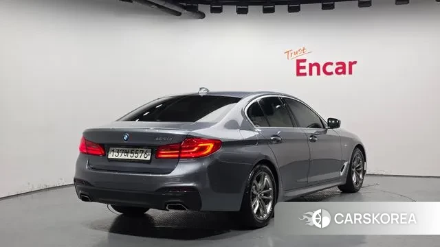 BMW 5 Series (G30) id 3514765 из Кореи 12